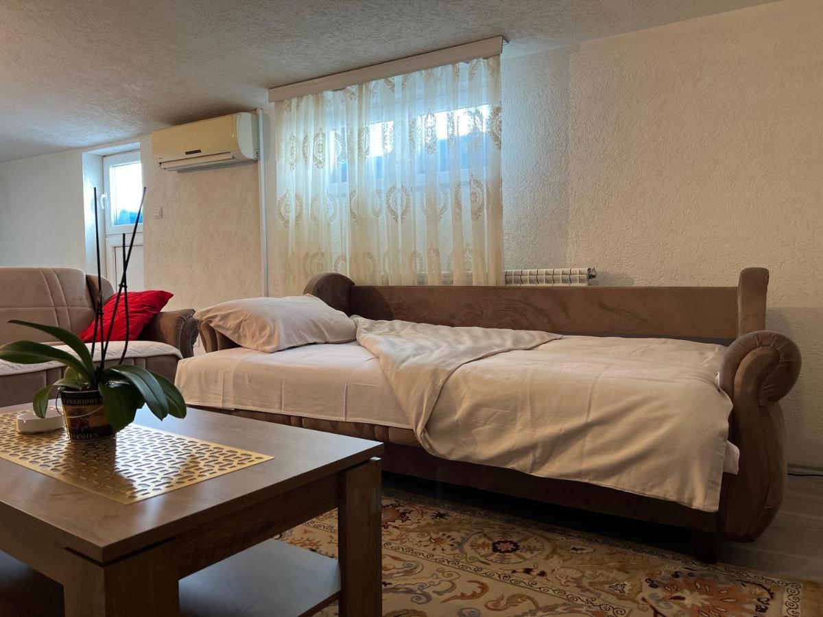 Appartement Apartman Centar à Novi Pazar Extérieur photo